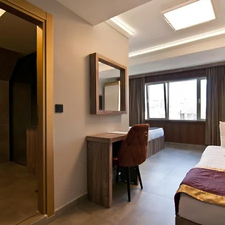 Vali Nisantasi Hotel 3*