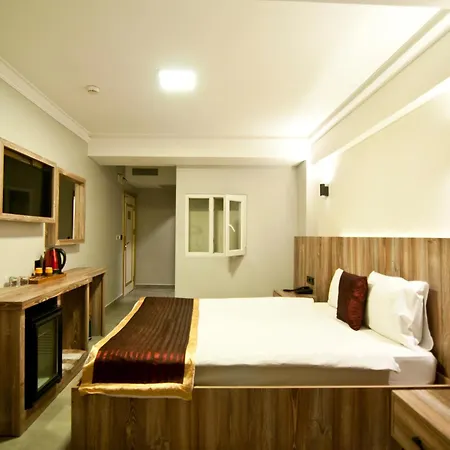 Hotel Vali Nisantasi 3*