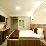 Hotel Vali Nisantasi 3*